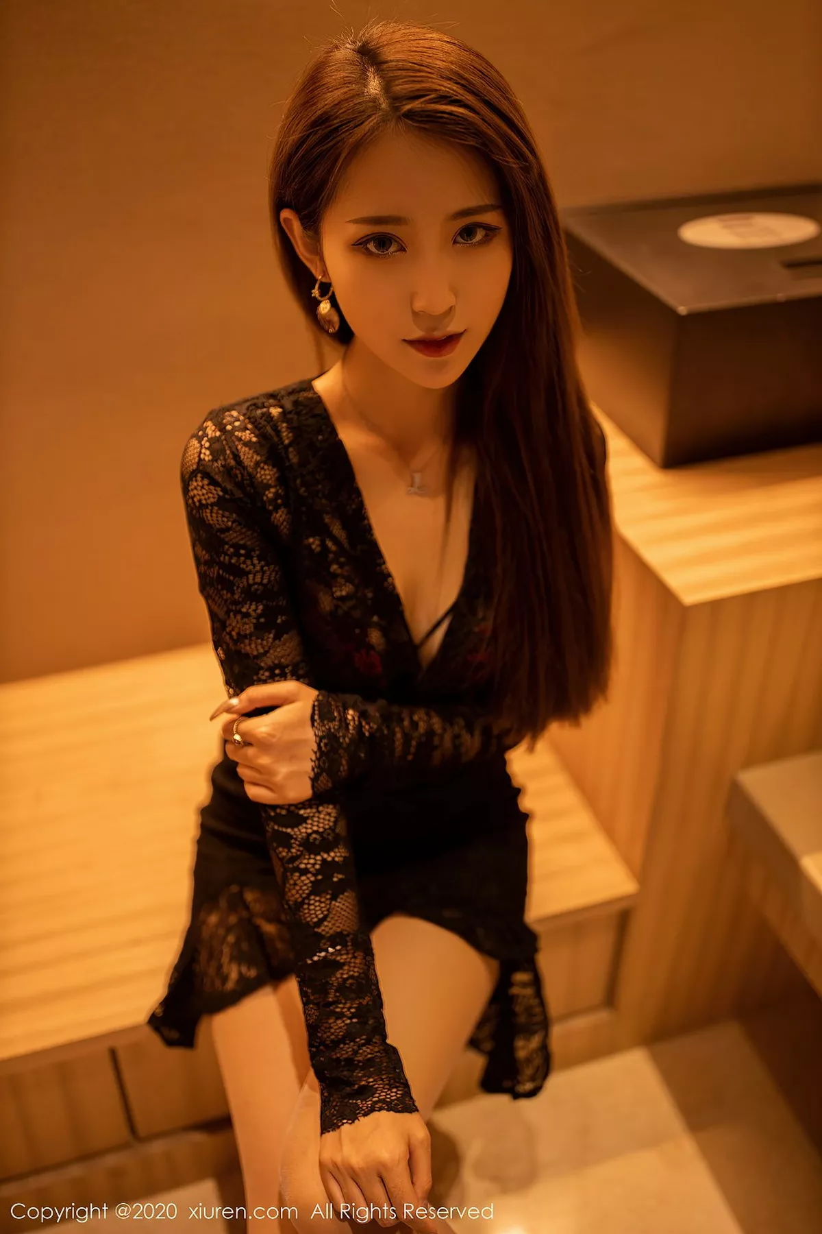 [XiuRen秀人网]第2576期周慕汐写真-秀人资源网